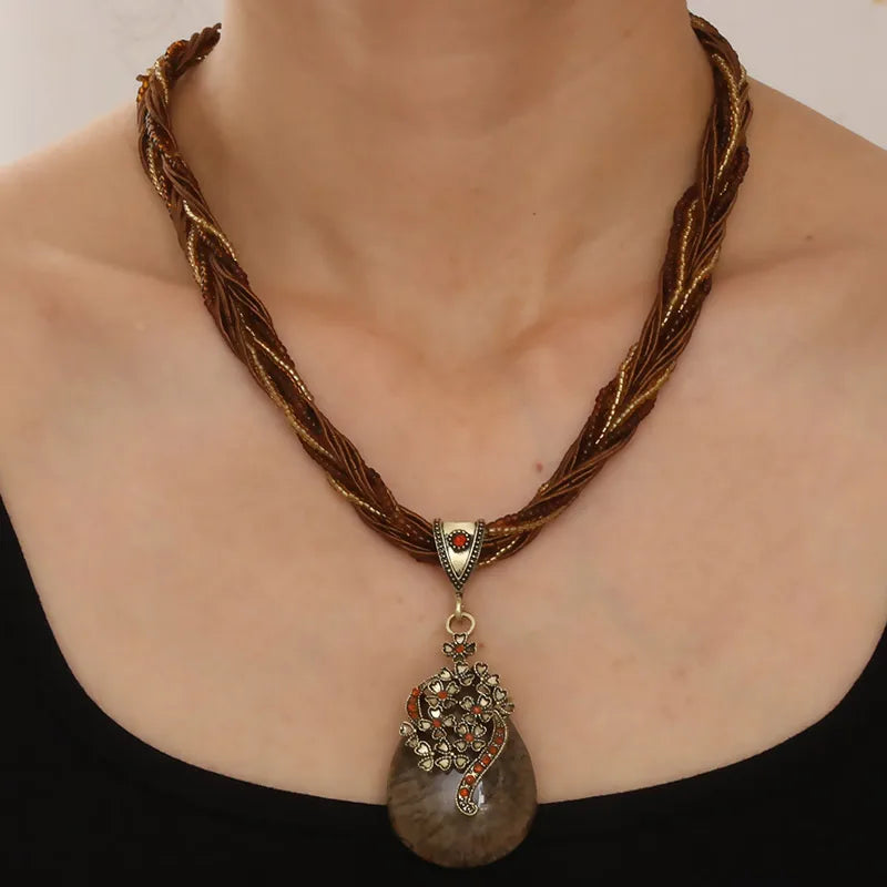 Vintage Emerald Green Teardrop Crystal Necklace