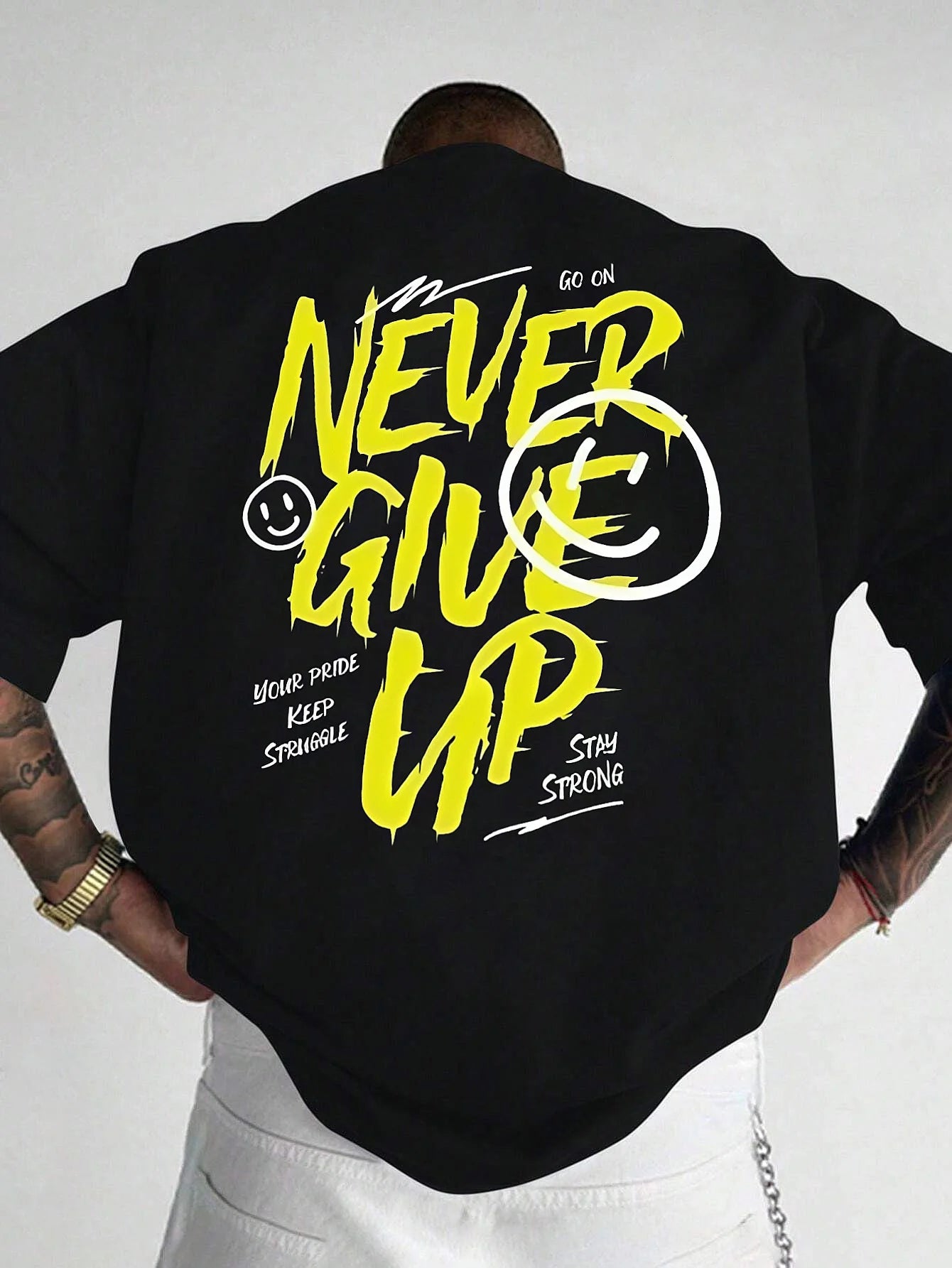 Urban Streetwear "Never Give Up" Graphic T-Shirt