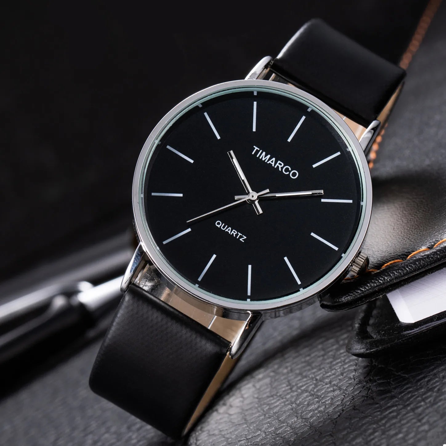 Minimalist Leather Strap Quartz Watch - Unisex