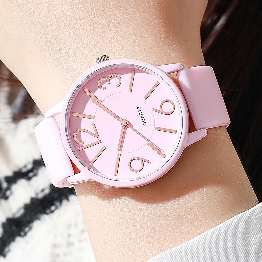 Minimalist Silicone Strap Quartz Watch