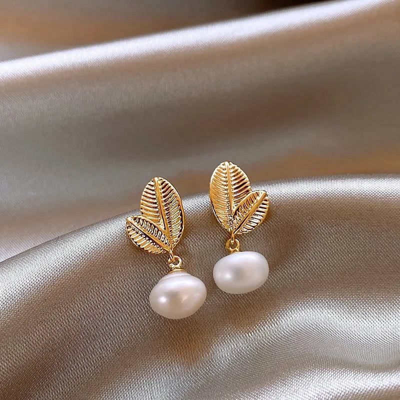 100% Natural Freshwater Pearl Leaf Earrings