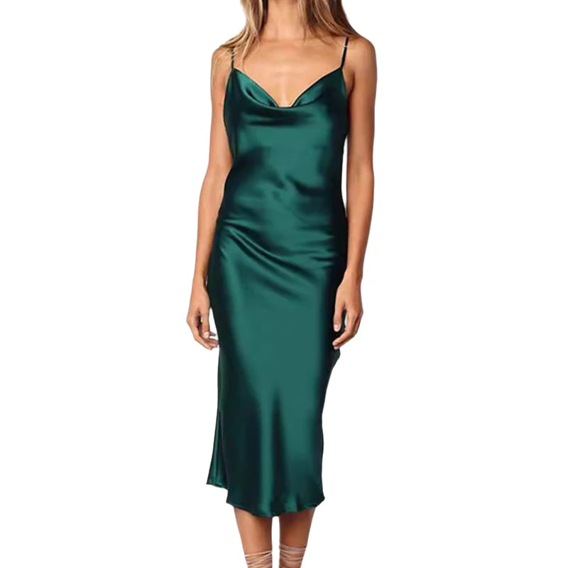 Emerald Aura Satin Maxi Dress – Elegant Backless Evening Dress
