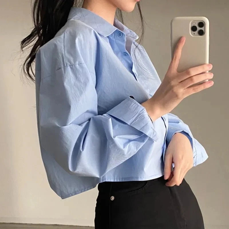 Women's Classic Long Sleeve Button-Down Shirt - Versatile Split-Hem Crop Top for Everyday Style