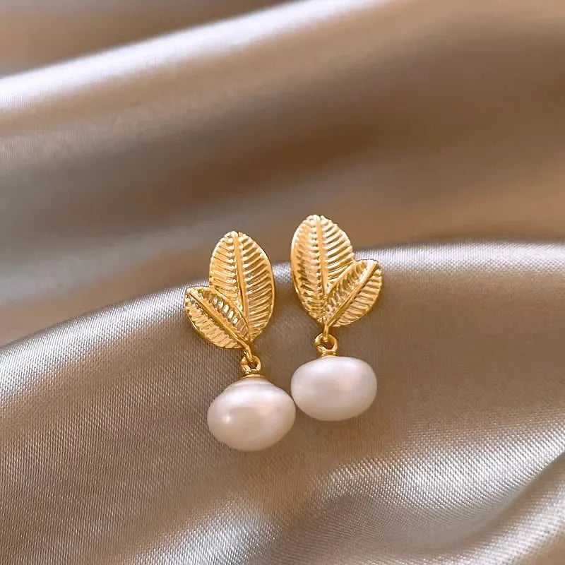 100% Natural Freshwater Pearl Leaf Earrings