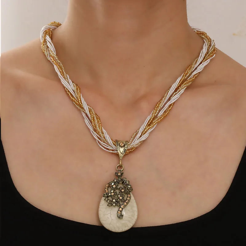 Vintage Emerald Green Teardrop Crystal Necklace